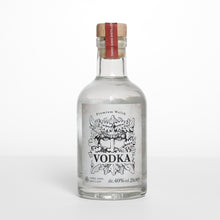 Load image into Gallery viewer, Vodka (700ml)